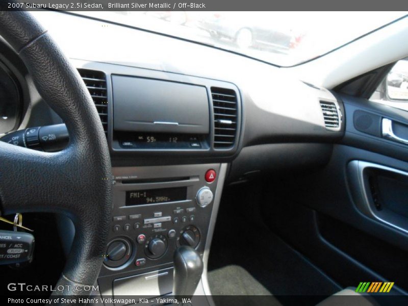 Brilliant Silver Metallic / Off-Black 2007 Subaru Legacy 2.5i Sedan