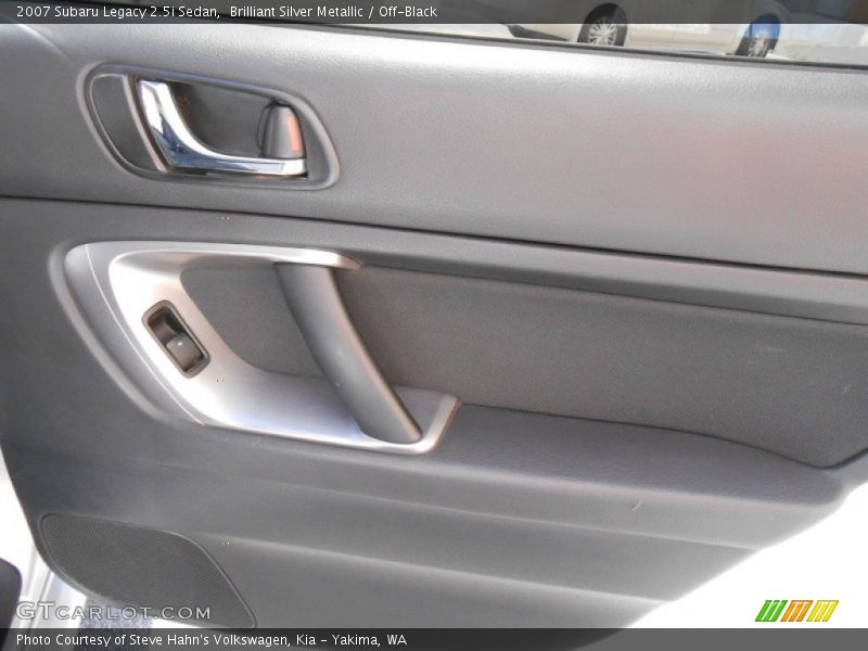 Brilliant Silver Metallic / Off-Black 2007 Subaru Legacy 2.5i Sedan