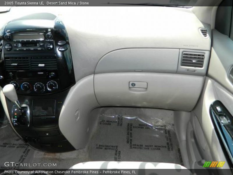 Desert Sand Mica / Stone 2005 Toyota Sienna LE
