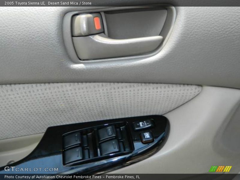 Desert Sand Mica / Stone 2005 Toyota Sienna LE