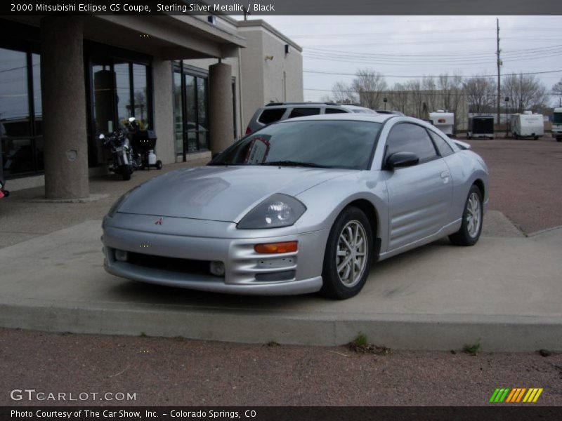 Front 3/4 View of 2000 Eclipse GS Coupe