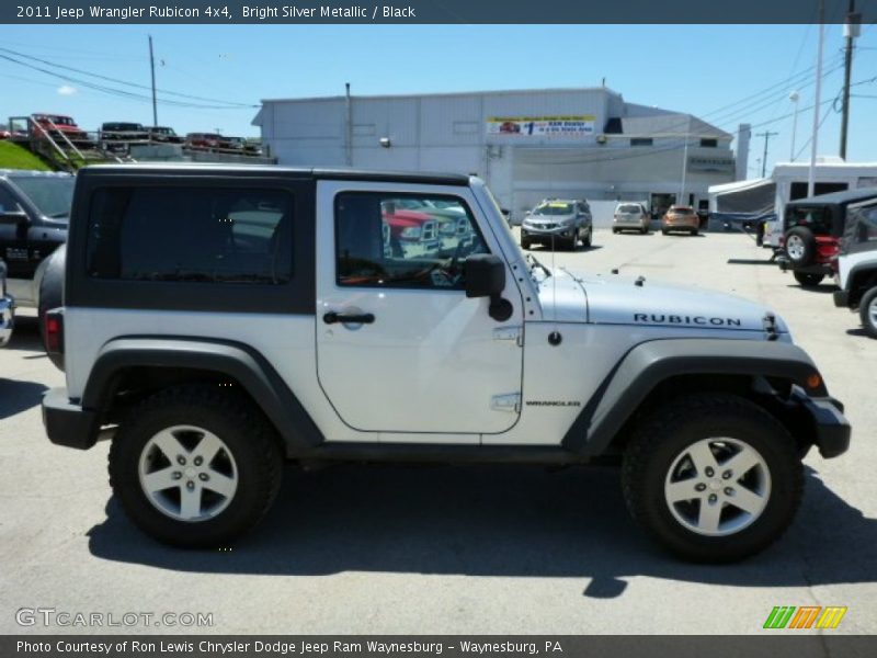 Bright Silver Metallic / Black 2011 Jeep Wrangler Rubicon 4x4