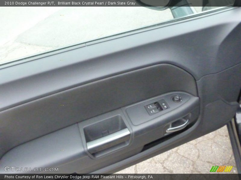 Brilliant Black Crystal Pearl / Dark Slate Gray 2010 Dodge Challenger R/T