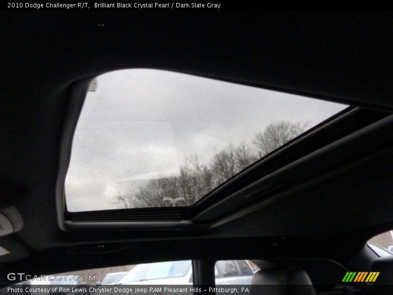 Brilliant Black Crystal Pearl / Dark Slate Gray 2010 Dodge Challenger R/T