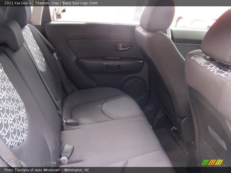 Titanium Gray / Black Soul Logo Cloth 2011 Kia Soul +