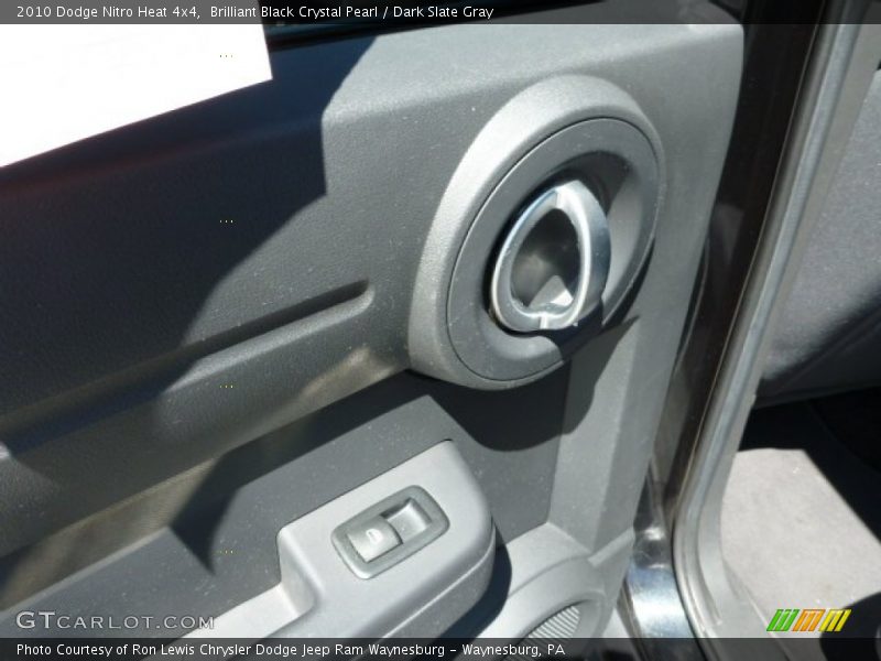 Brilliant Black Crystal Pearl / Dark Slate Gray 2010 Dodge Nitro Heat 4x4