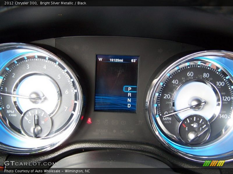 Bright Silver Metallic / Black 2012 Chrysler 300
