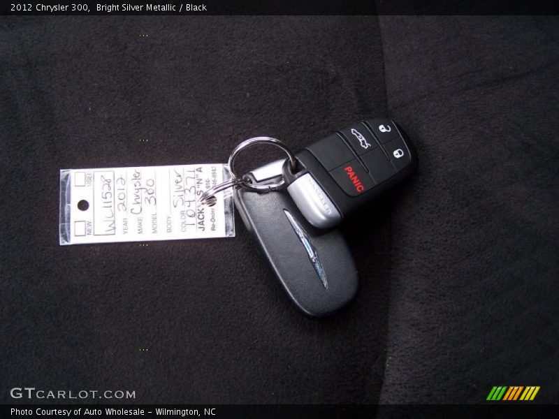 Bright Silver Metallic / Black 2012 Chrysler 300