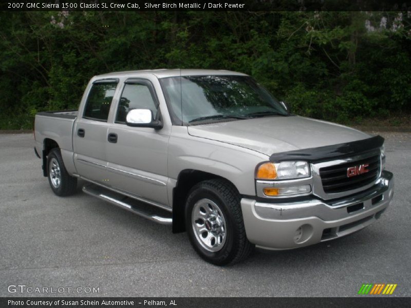 Front 3/4 View of 2007 Sierra 1500 Classic SL Crew Cab