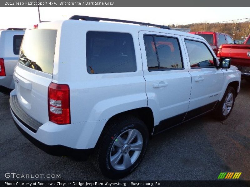 Bright White / Dark Slate Gray 2013 Jeep Patriot Sport 4x4