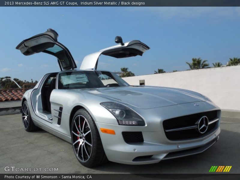Front 3/4 View of 2013 SLS AMG GT Coupe