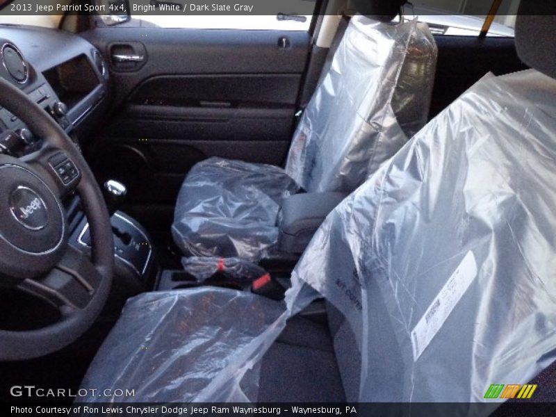 Bright White / Dark Slate Gray 2013 Jeep Patriot Sport 4x4