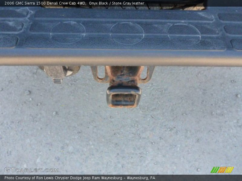 Onyx Black / Stone Gray leather 2006 GMC Sierra 1500 Denali Crew Cab 4WD