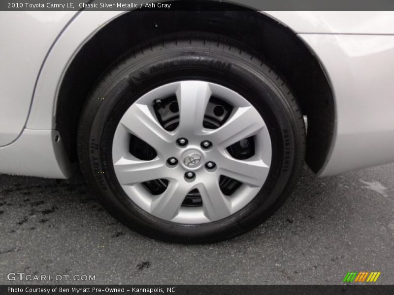 Classic Silver Metallic / Ash Gray 2010 Toyota Camry LE
