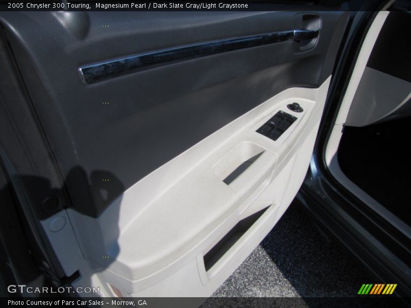 Magnesium Pearl / Dark Slate Gray/Light Graystone 2005 Chrysler 300 Touring