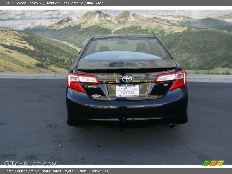 Attitude Black Metallic / Black/Ash 2013 Toyota Camry SE