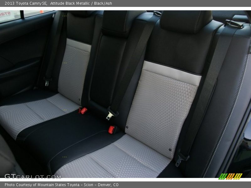 Attitude Black Metallic / Black/Ash 2013 Toyota Camry SE
