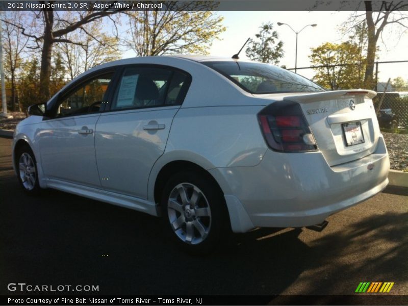 Aspen White / Charcoal 2012 Nissan Sentra 2.0 SR