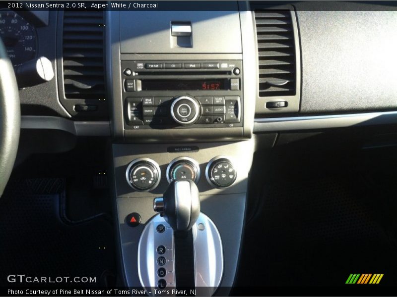 Aspen White / Charcoal 2012 Nissan Sentra 2.0 SR