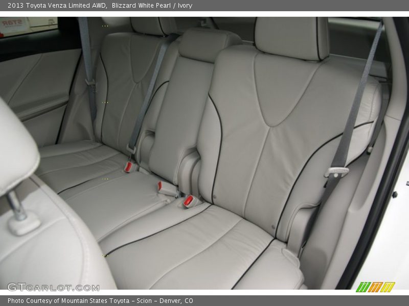 Blizzard White Pearl / Ivory 2013 Toyota Venza Limited AWD