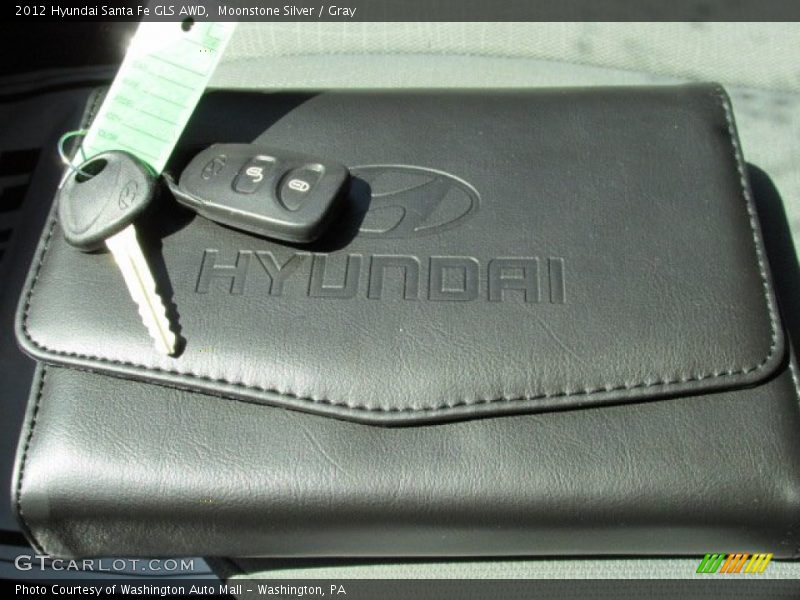 Moonstone Silver / Gray 2012 Hyundai Santa Fe GLS AWD