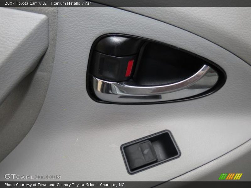 Titanium Metallic / Ash 2007 Toyota Camry LE