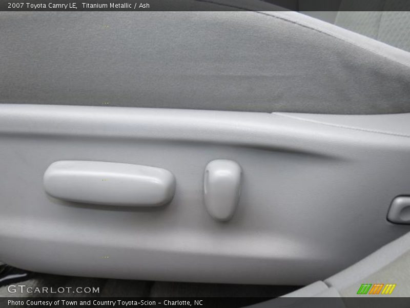 Titanium Metallic / Ash 2007 Toyota Camry LE