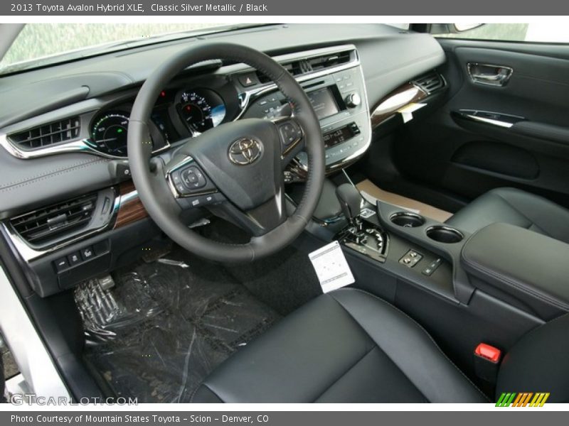 Classic Silver Metallic / Black 2013 Toyota Avalon Hybrid XLE
