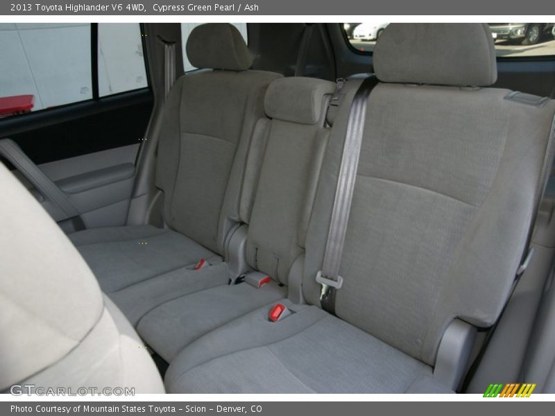Cypress Green Pearl / Ash 2013 Toyota Highlander V6 4WD