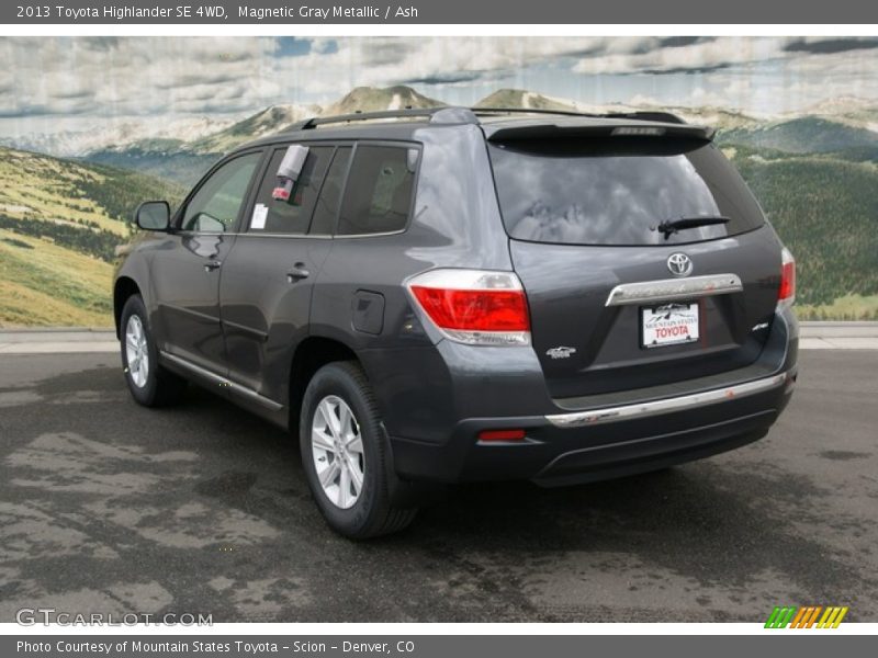 Magnetic Gray Metallic / Ash 2013 Toyota Highlander SE 4WD