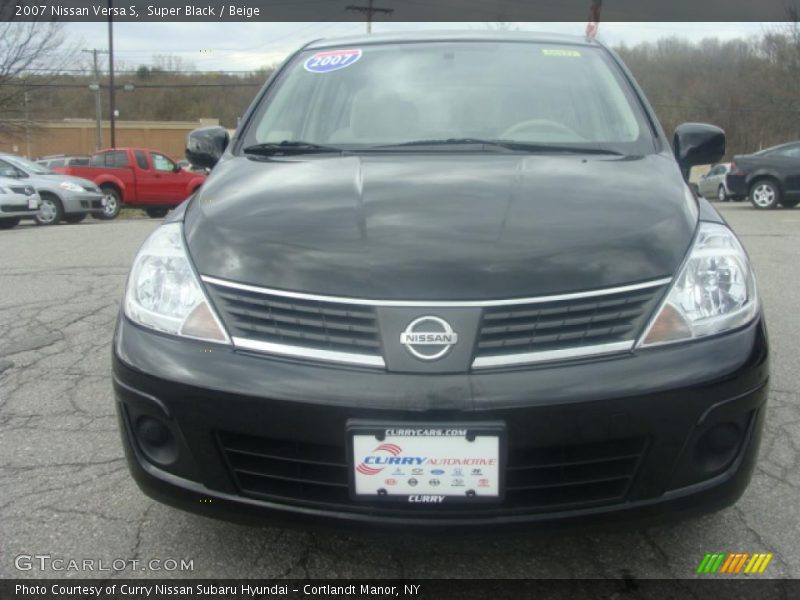 Super Black / Beige 2007 Nissan Versa S