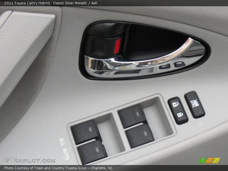 Classic Silver Metallic / Ash 2011 Toyota Camry Hybrid