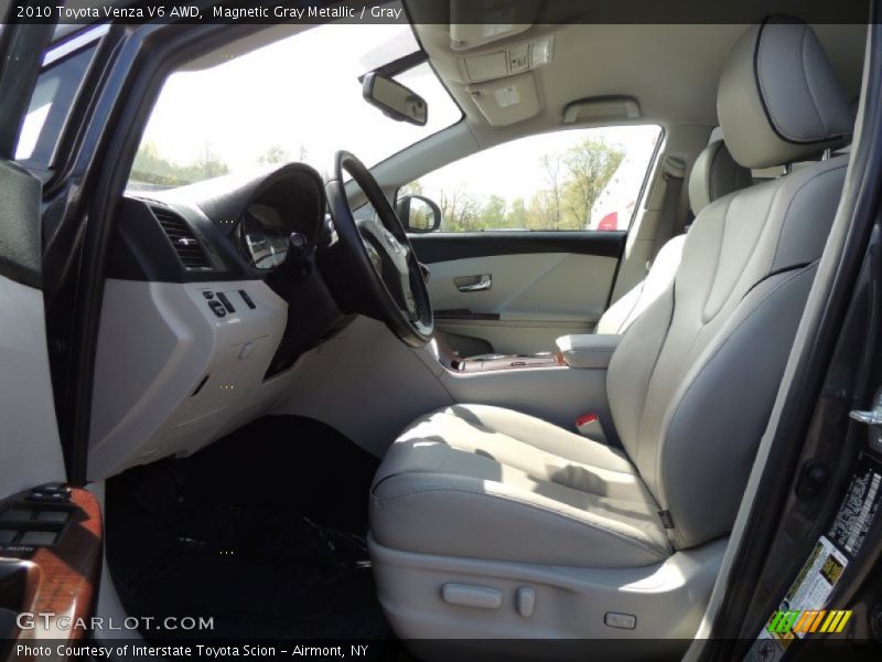 Magnetic Gray Metallic / Gray 2010 Toyota Venza V6 AWD