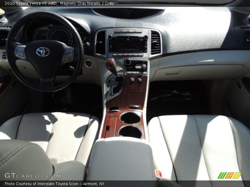 Magnetic Gray Metallic / Gray 2010 Toyota Venza V6 AWD