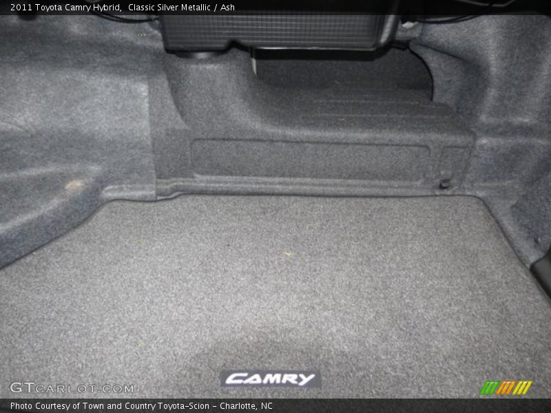 Classic Silver Metallic / Ash 2011 Toyota Camry Hybrid