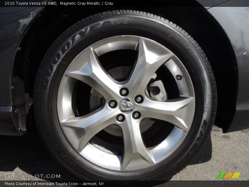Magnetic Gray Metallic / Gray 2010 Toyota Venza V6 AWD