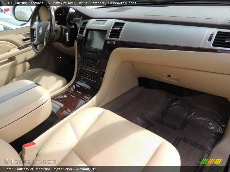 White Diamond / Cashmere/Cocoa 2010 Cadillac Escalade ESV Premium AWD