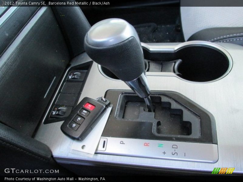 Barcelona Red Metallic / Black/Ash 2012 Toyota Camry SE