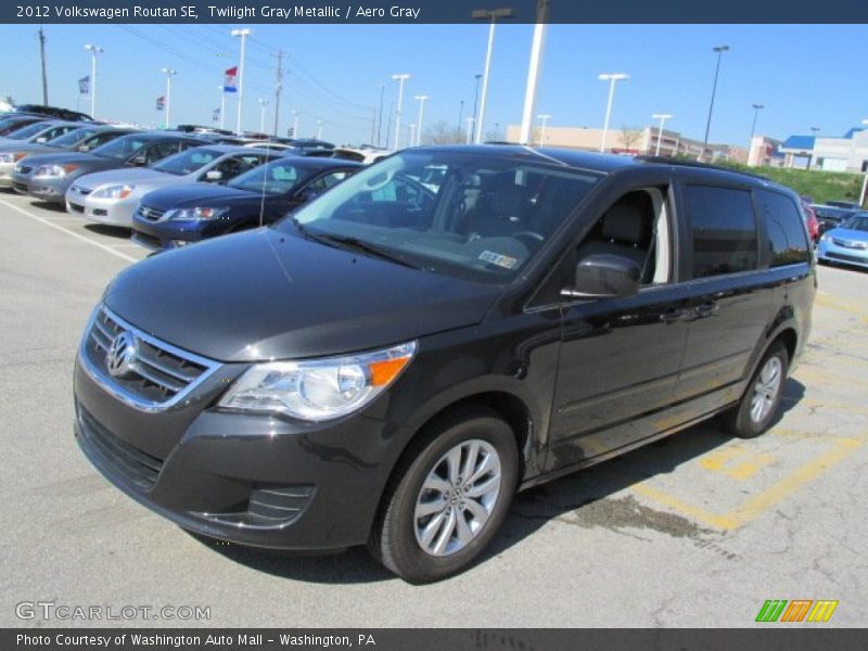 Twilight Gray Metallic / Aero Gray 2012 Volkswagen Routan SE