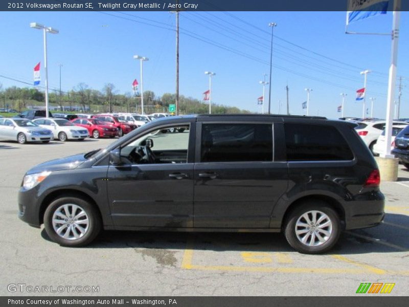 Twilight Gray Metallic / Aero Gray 2012 Volkswagen Routan SE