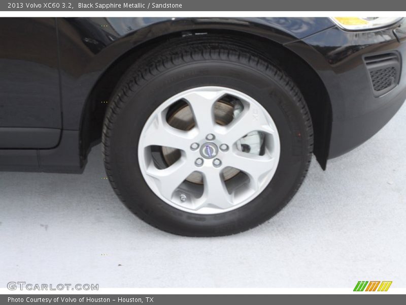 Black Sapphire Metallic / Sandstone 2013 Volvo XC60 3.2
