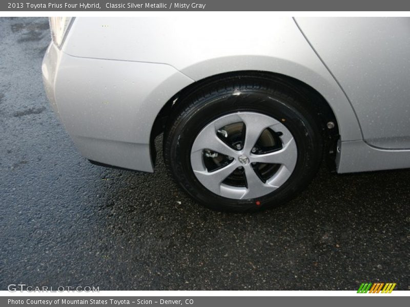 Classic Silver Metallic / Misty Gray 2013 Toyota Prius Four Hybrid