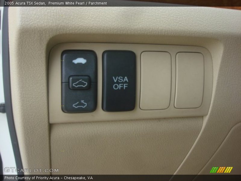 Premium White Pearl / Parchment 2005 Acura TSX Sedan