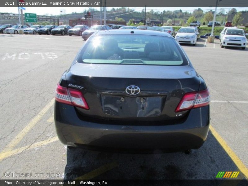 Magnetic Gray Metallic / Ash 2011 Toyota Camry LE