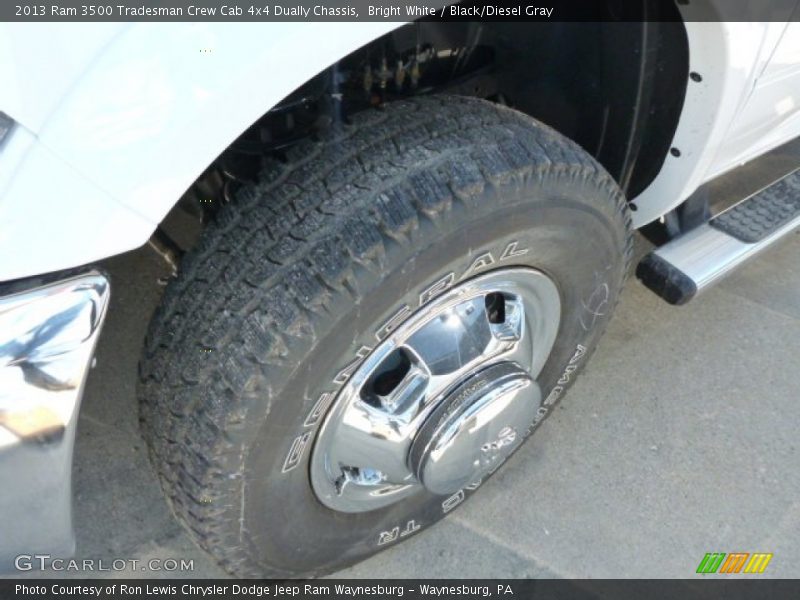 Bright White / Black/Diesel Gray 2013 Ram 3500 Tradesman Crew Cab 4x4 Dually Chassis