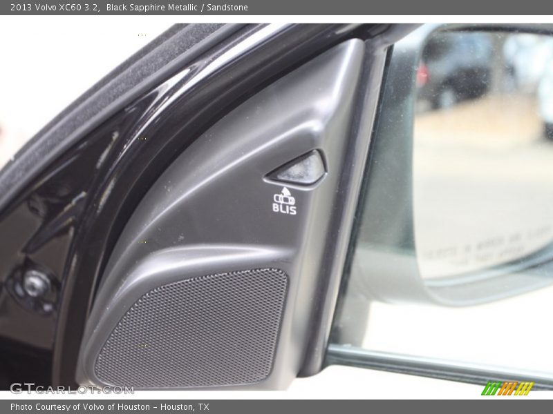 Black Sapphire Metallic / Sandstone 2013 Volvo XC60 3.2