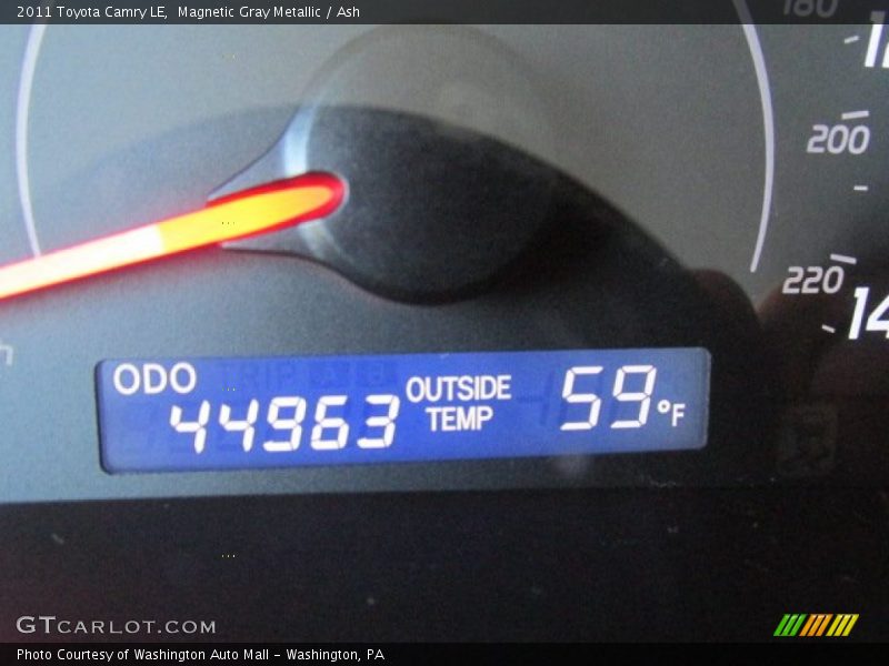 Magnetic Gray Metallic / Ash 2011 Toyota Camry LE
