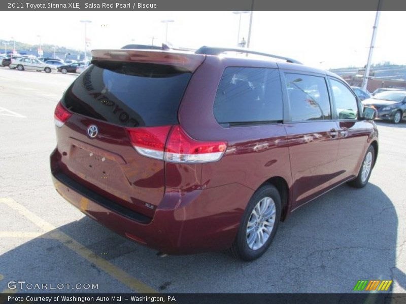 Salsa Red Pearl / Bisque 2011 Toyota Sienna XLE