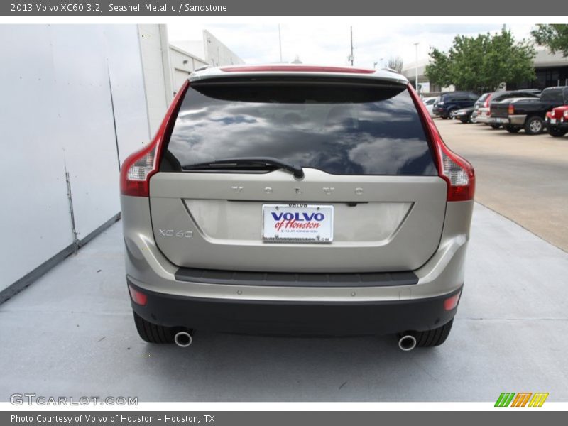 Seashell Metallic / Sandstone 2013 Volvo XC60 3.2