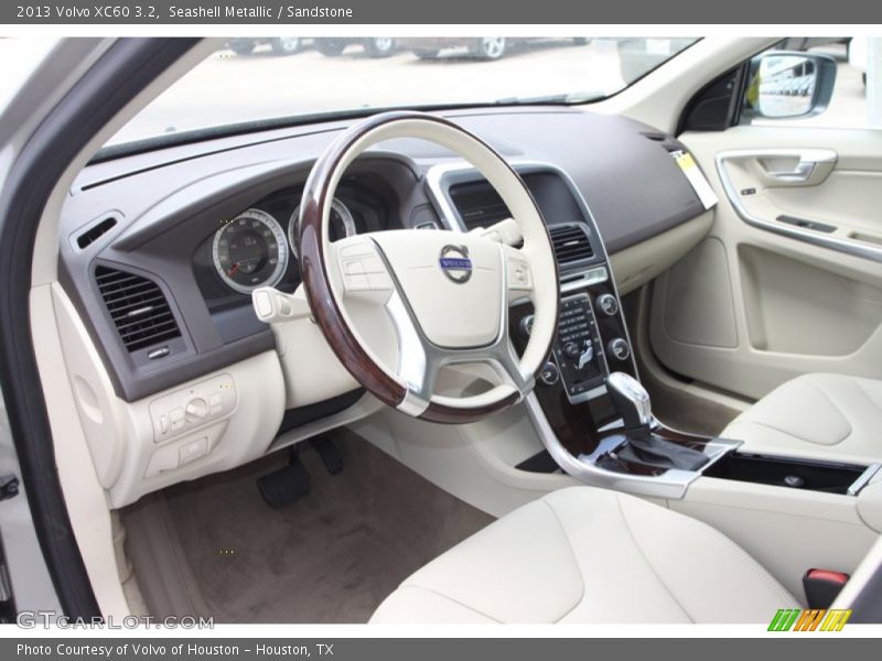 Seashell Metallic / Sandstone 2013 Volvo XC60 3.2